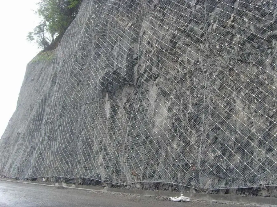 赫山山体护坡